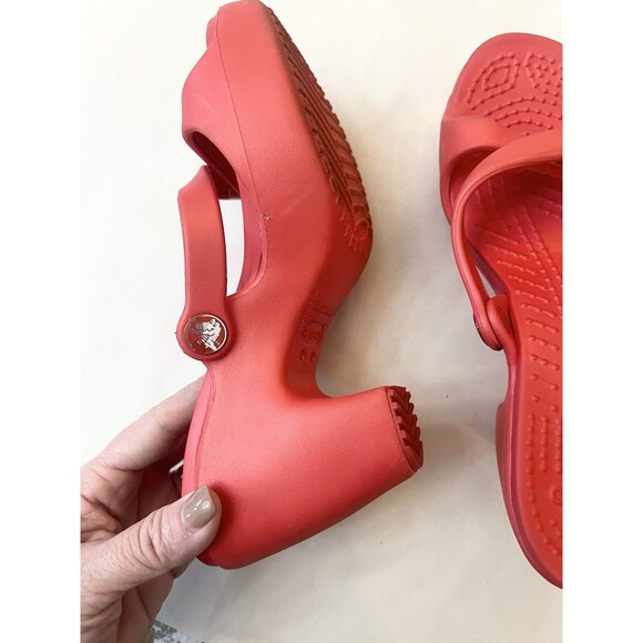 CROCS Cyprus IV Mule Sandals Women's Size 6 Red Slip On Heels Comfort - Picture 5 of 9